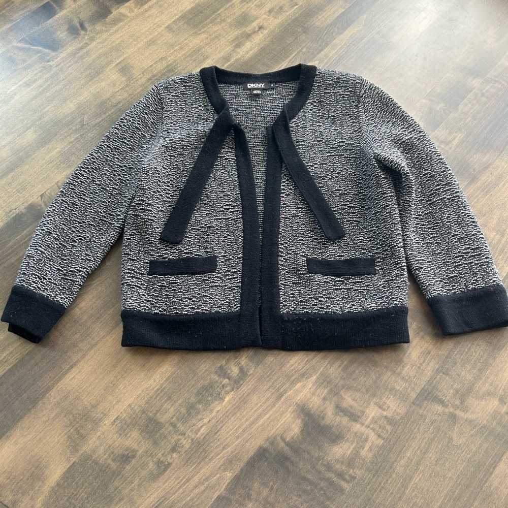 DKNY Elegant Black and Gray Knit Cardigan